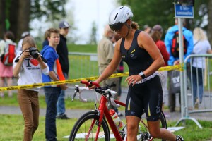 Pyöräosuudelle lähdössä. Kuva: Ilkka Järvimäki